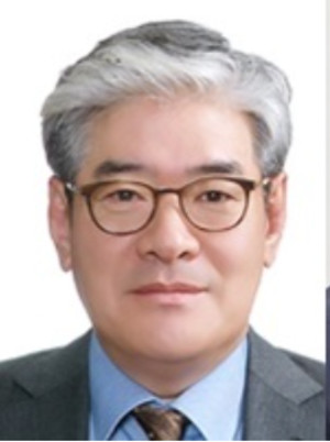 코스모그룹, 대부분 계열사 적자지속에 결손 경영난....회장 보수만은 ... - 뉴스 썸네일 이미지