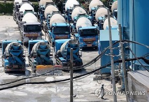 [삐딱경제] 시멘트 업체들 '반짝 실적' 뒤에 숨은 불황의 그림자 - 뉴스 썸네일 이미지